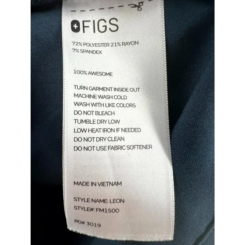 FIGS Men's Blue Short Sleeve Catarina Slim One Pocket V-Neck Scrub Size Medium